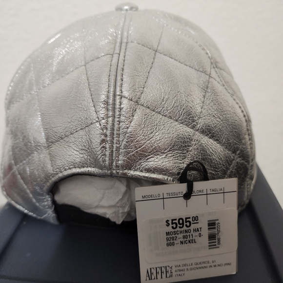 NWT - Moschino Logo Hat in Metallic Silver - Picture 3 of 4